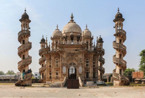 Gondal – Junagadh – Sasan  (140 km, ca. 3 Stunden 40 Minuten)