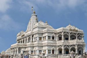 Agra – Vrindavan – Delhi (237 km / ca. 4 Stunden)