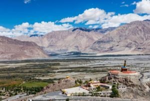 Leh – Khardung La – Diskit – Hunder (125 km / ca. 3,5 Stunden)